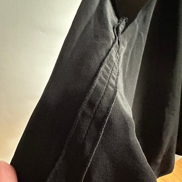 RAMY BROOK | Silk Cold Shoulder Batwing Top with Cowl Neck | Size Extra Small - Picture 3 of 9